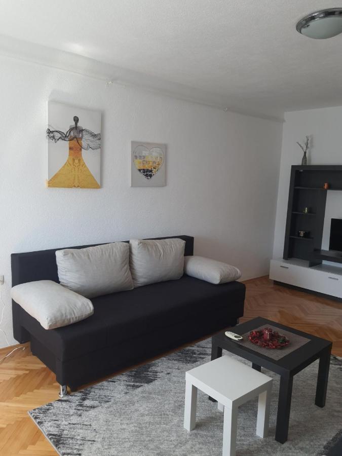Apartman Natasa Bl 巴尼西卢卡 外观 照片